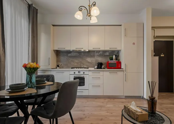 Charm By Unirii Square