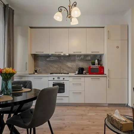 Charm By Unirii Square